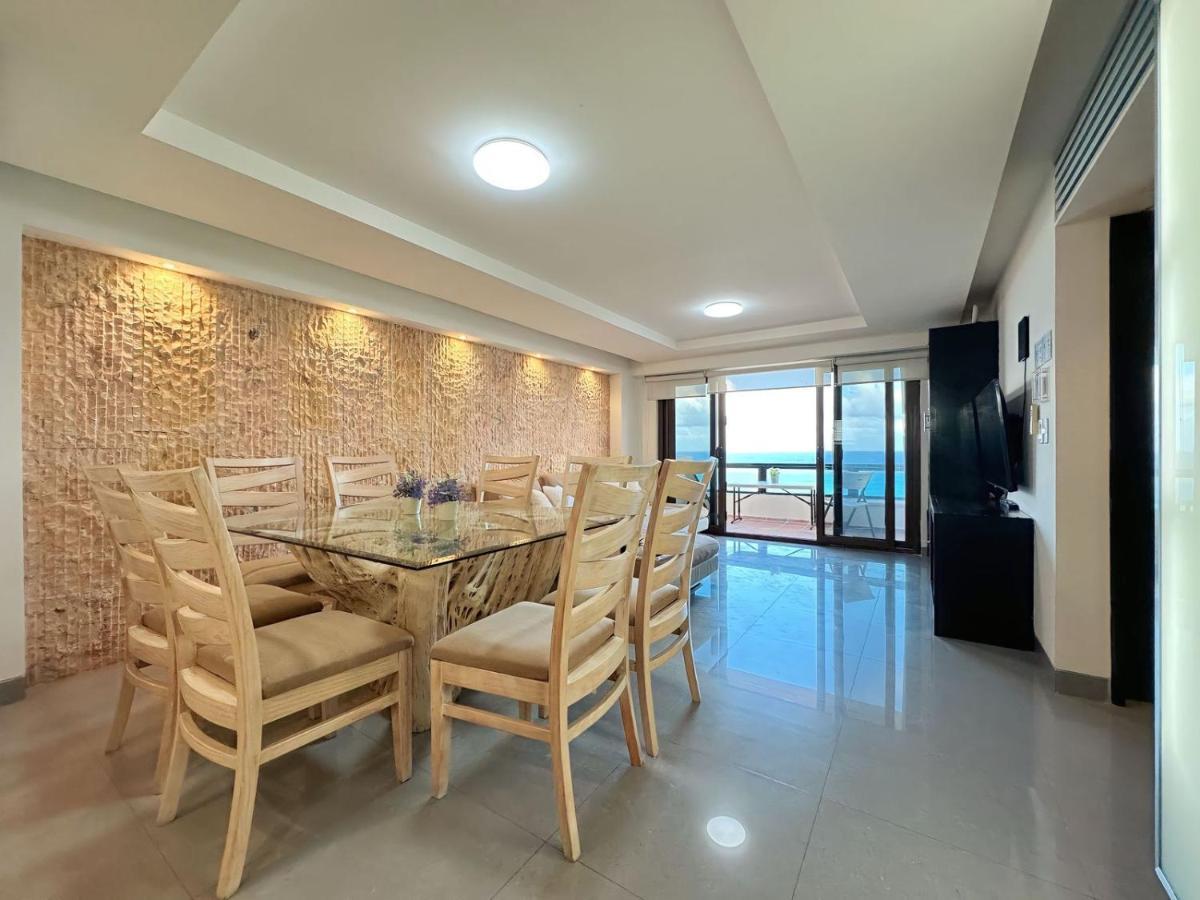 Amazing Beachfront Apartment Канкун Екстериор снимка