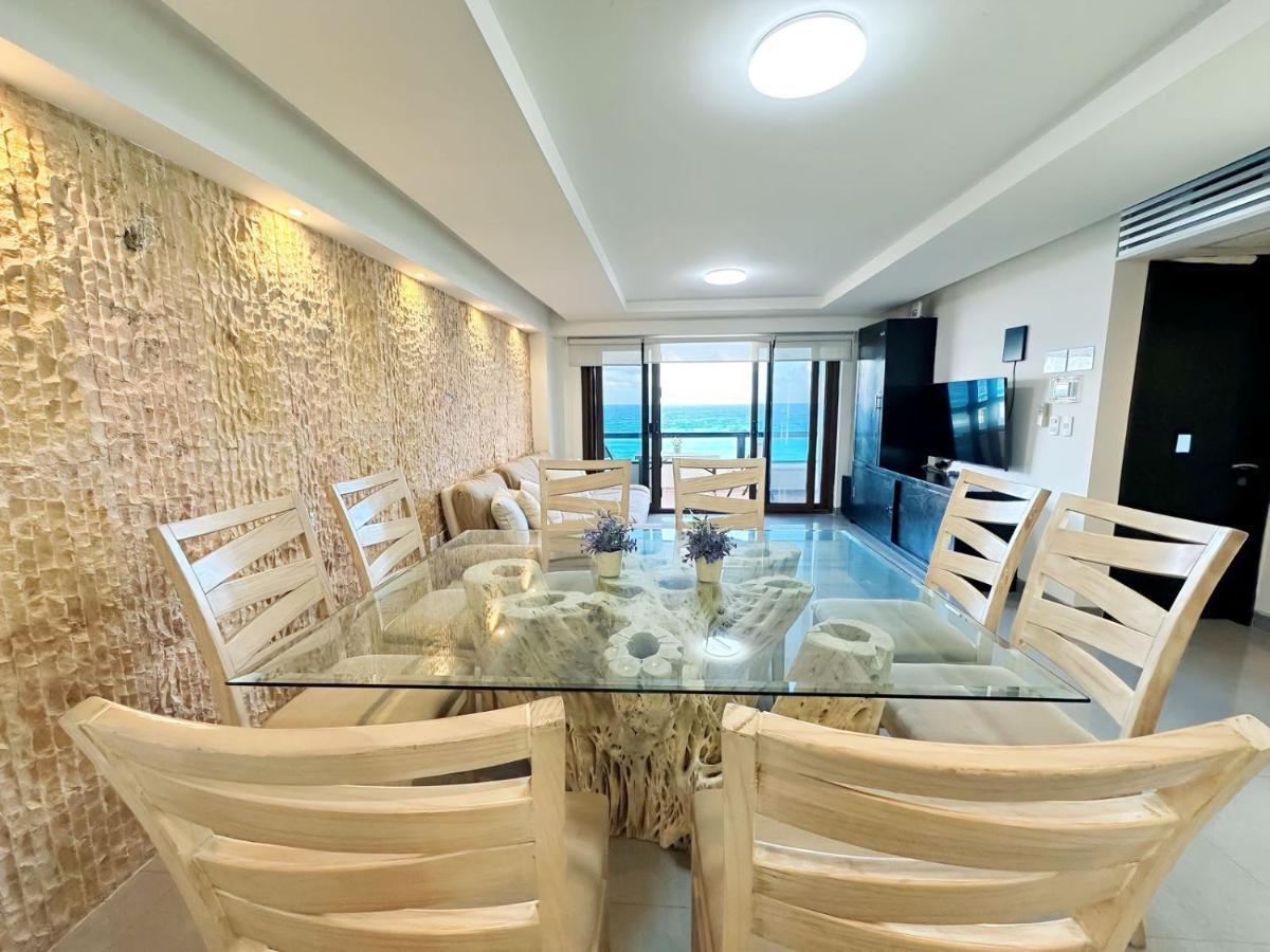 Amazing Beachfront Apartment Канкун Екстериор снимка